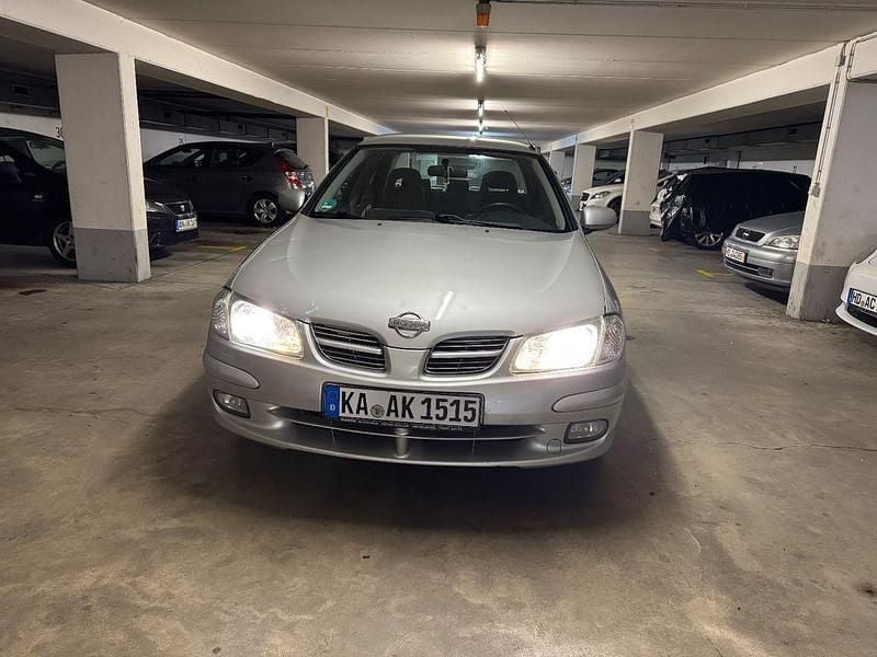 Silber Gebraucht 2001 Nissan Almera Comfort Limousine | 1.950 € (Etwas zu teuer) - Bild 1/4
