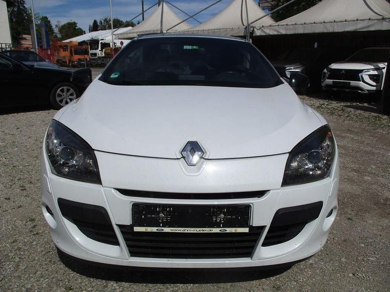 Gebraucht Renault Mégane Cabriolet Luxe 131 PS (96 kW) 2010 Weiß Cabrio