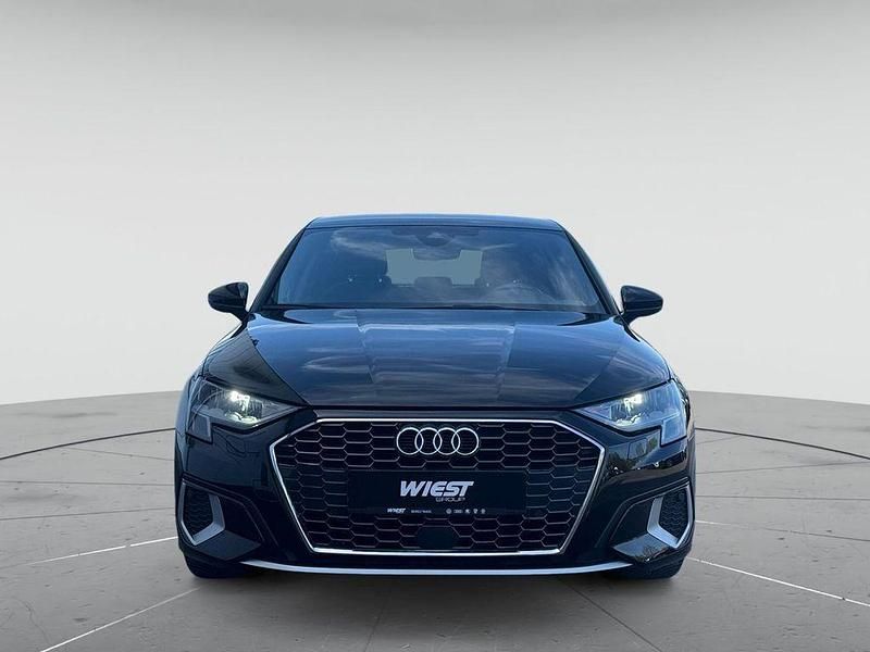 Gebraucht Audi A3 Advanced Plus 110 PS (80 kW) 2023 Brillantschwarz Limousine