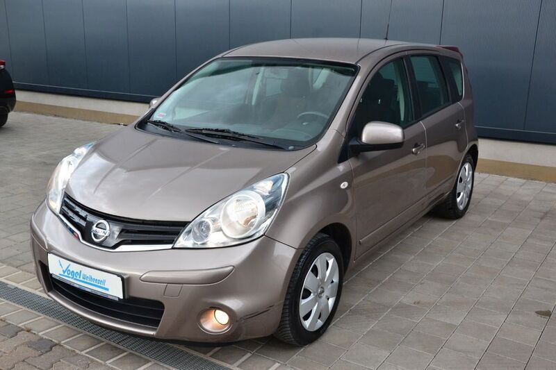 Gold Gebraucht 2010 Nissan Note Acenta Van / Kleinbus | 5.980 € (Teuer) - Bild 1/4