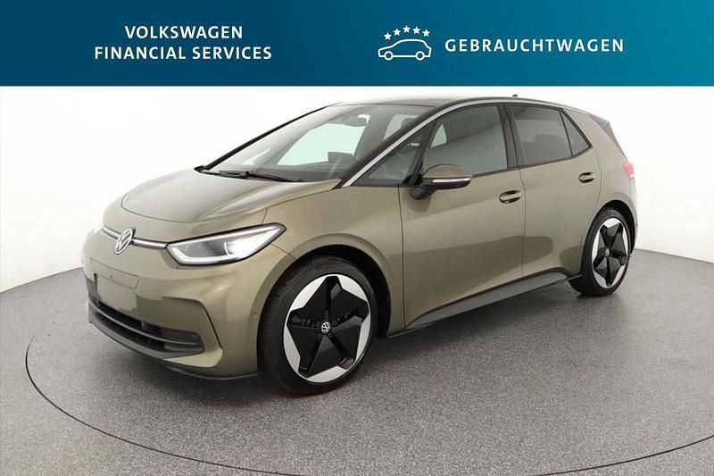 Grün Gebraucht 2023 VW ID.3 Pro Kleinwagen | 34.179 € - Bild 1/4