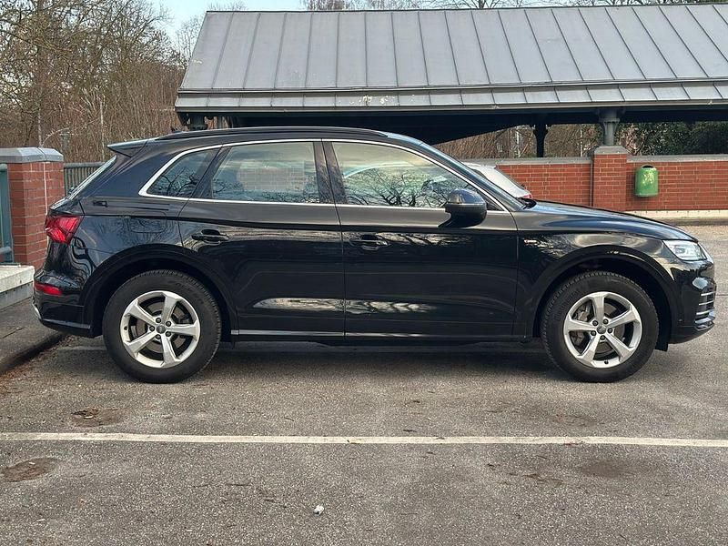 Gebraucht Audi Q5 S-Line 190 PS (139 kW) 2019 Schwarz SUV