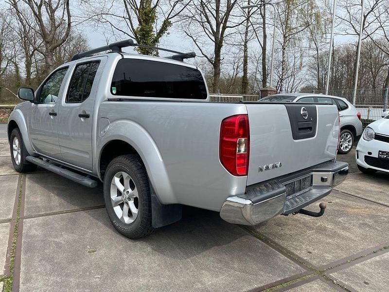Gebraucht Nissan Navara 190 PS (139 kW) 2012 Silber Pickup