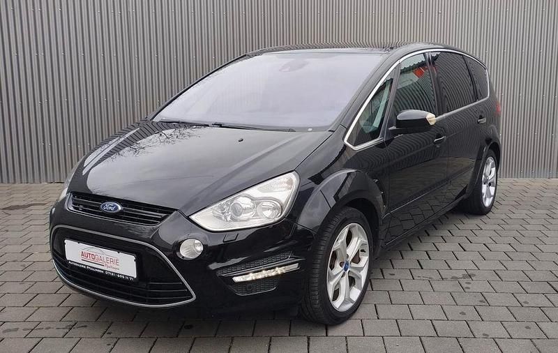 Schwarz Gebraucht 2012 Ford S-MAX Titanium Van / Kleinbus | 6.900 € (Fairer Preis) - Bild 1/4