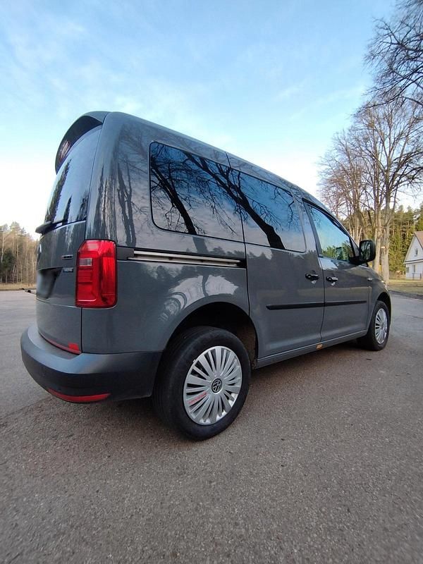 Second-hand VW Caddy 122 CP (89 kW) 2019 Gri Monovolum