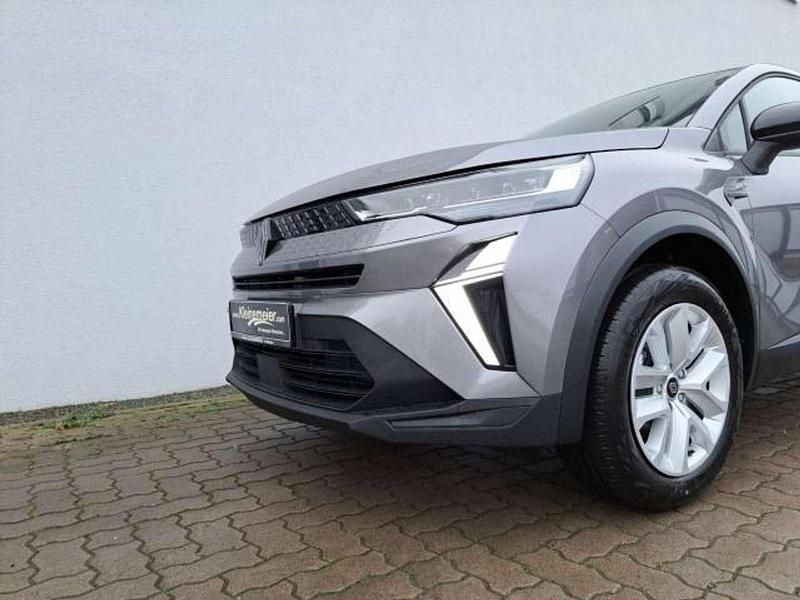 Neu Renault Captur Evolution 101 PS (74 kW) 2025 Grau cassiopee SUV