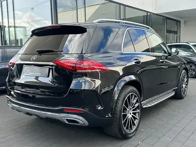 Gebraucht Mercedes GLE400 AMG line 330 PS (242 kW) 2022 Schwarz SUV