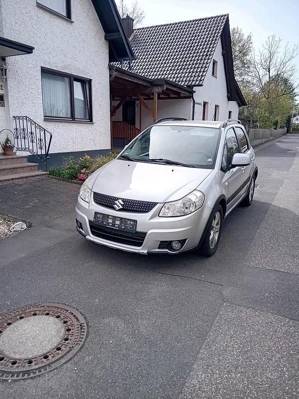 Gebraucht Suzuki SX4 120 PS (88 kW) 2009 Silber SUV