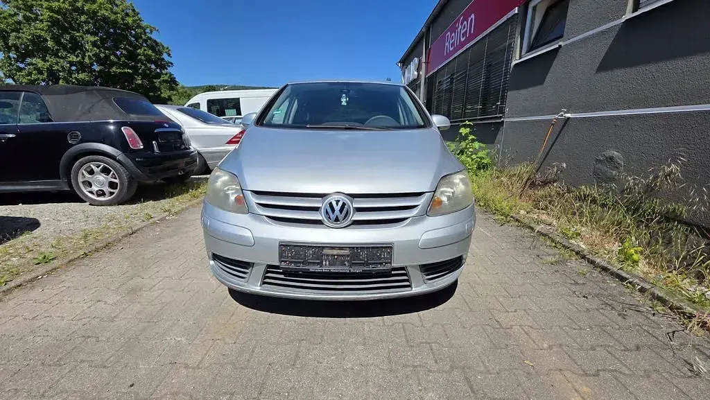 Używany VW Golf Plus Cross 116 KM (85 kW) 2005 Szary Minivan