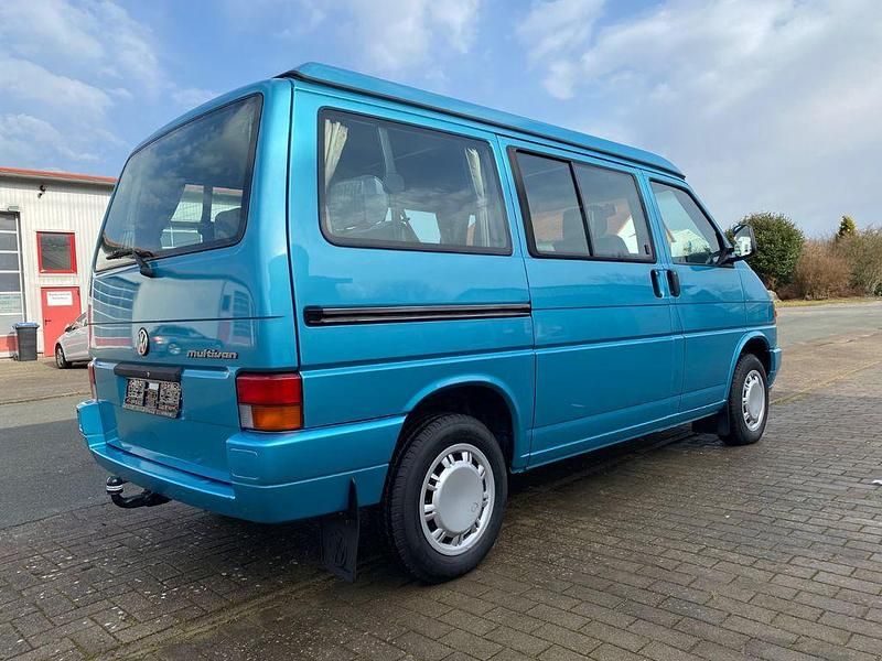Second-hand VW T4 77 CP (56 kW) 1992 Albastru Van