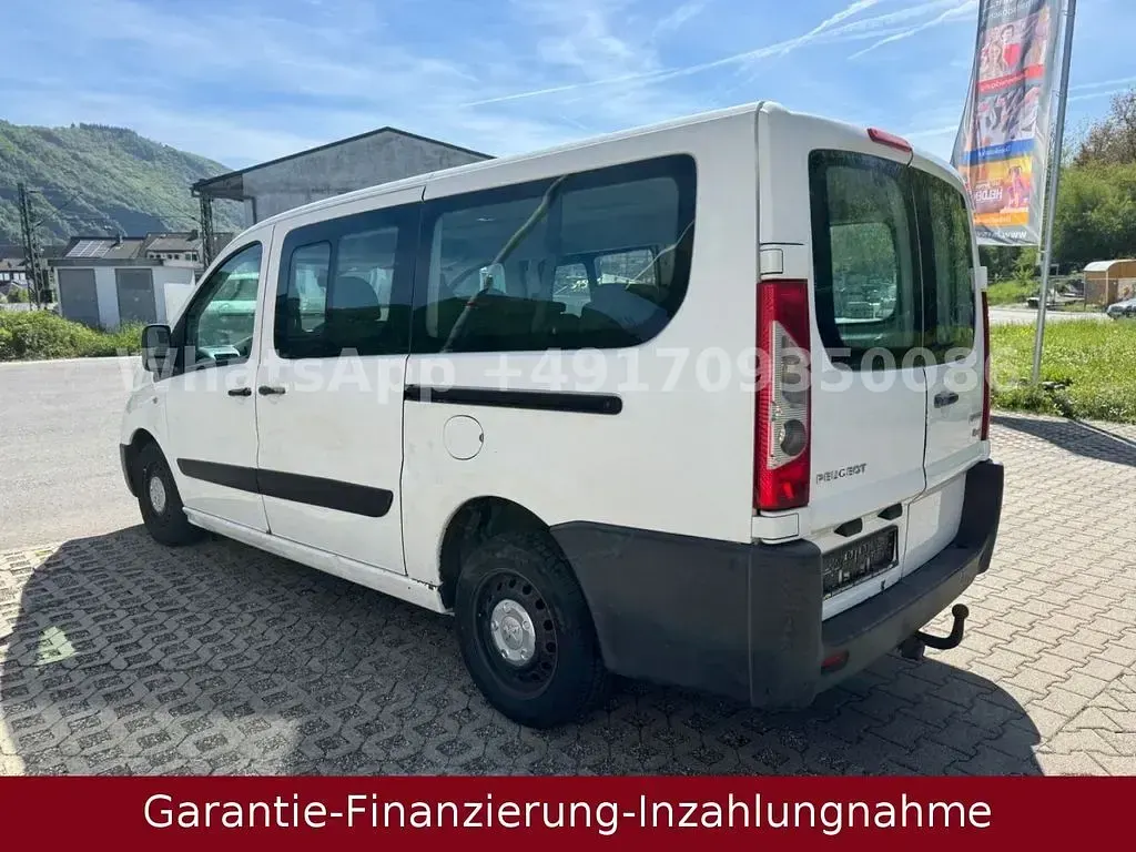 Gebraucht Peugeot TePee Access 98 PS (72 kW) 2012 Weiß Van / Kleinbus