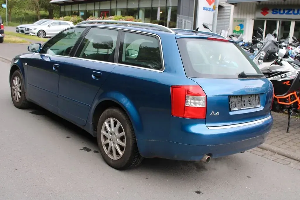 Gebraucht Audi A4 150 PS (110 kW) 2003 Blau Kombi