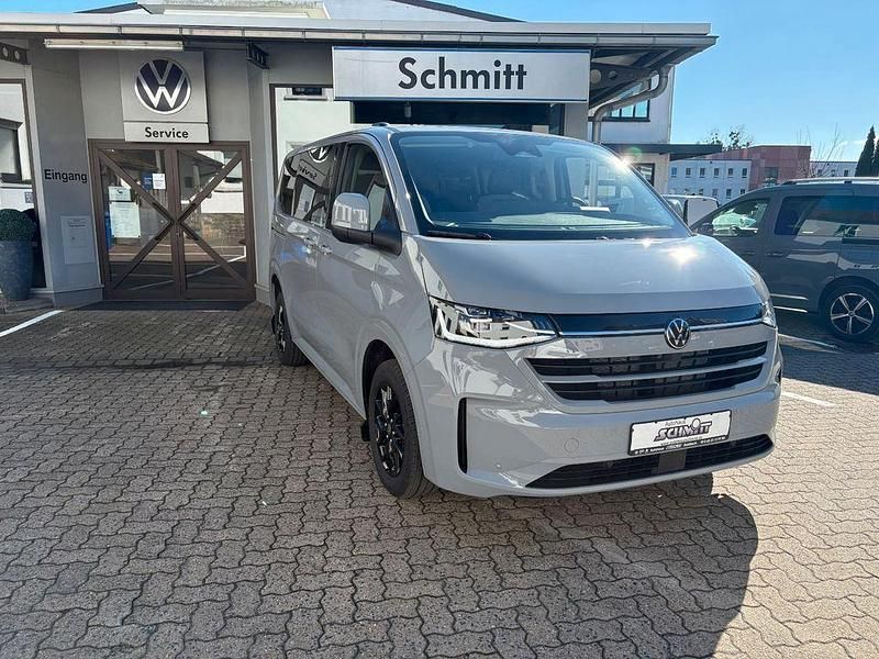Neu VW T7 150 PS (110 kW) 2026 Grau Van