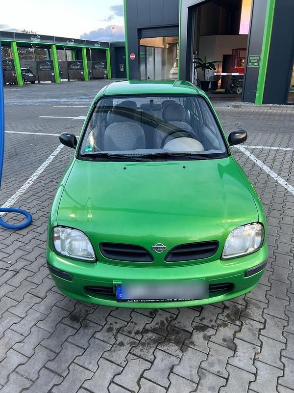 Grün Gebraucht 1998 Nissan Micra Kleinwagen | 1.200 € - Bild 1/4