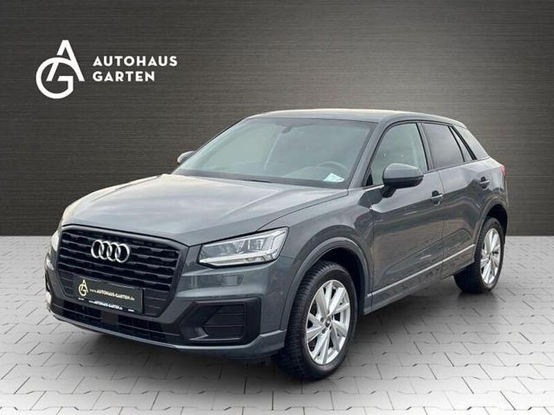 Grau Gebraucht 2019 Audi Q2 S-Line SUV | 21.950 € (Fairer Preis) - Bild 1/4