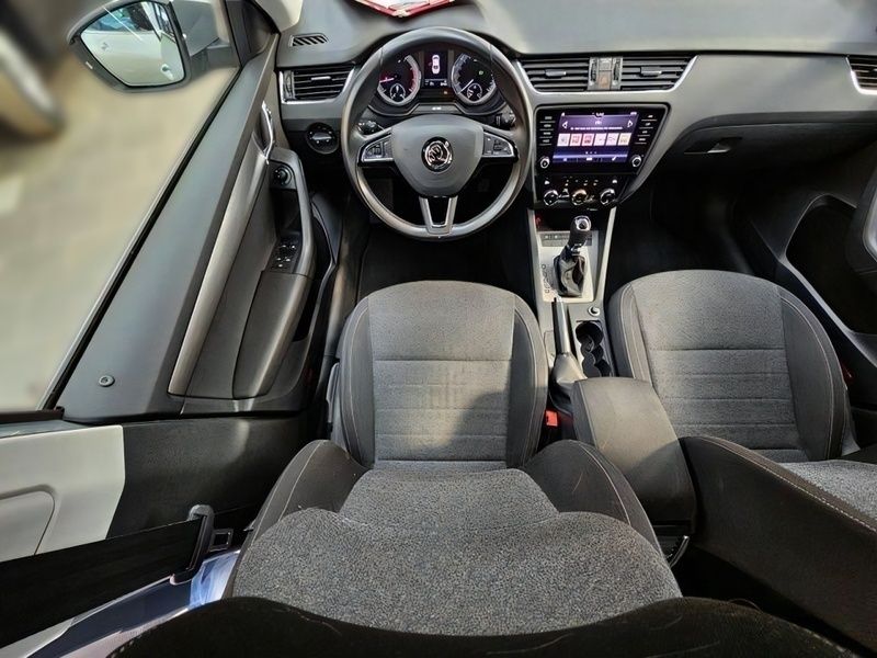 Gebraucht Skoda Octavia Soleil 150 PS (110 kW) 2019 Silber Limousine