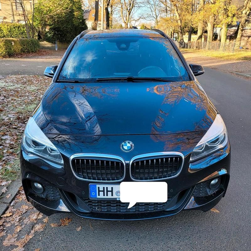 Schwarz Gebraucht 2016 BMW 220 M Sport Kombi | 12.900 € (Fairer Preis) - Bild 1/4