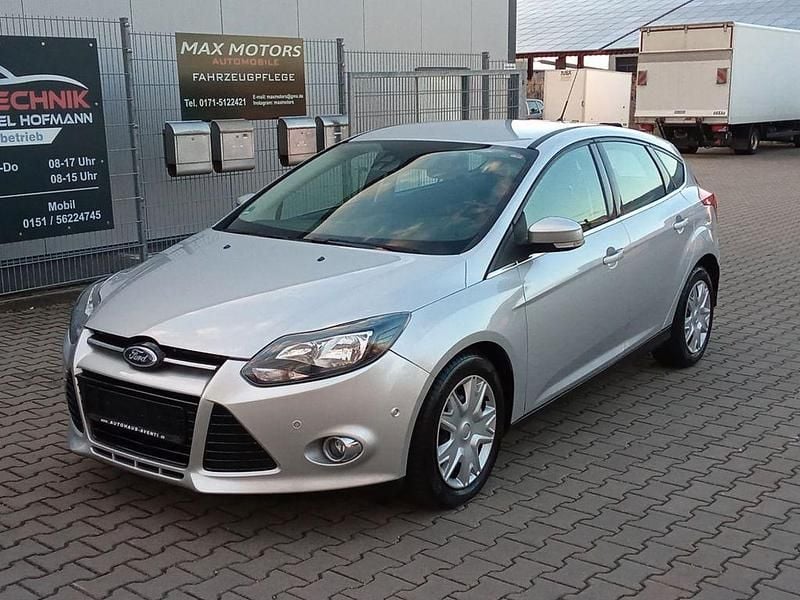 Gebraucht Ford Focus Titanium 140 PS (102 kW) 2014 Silber Limousine