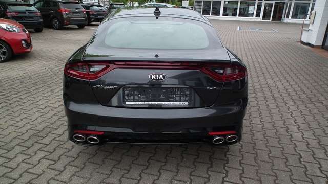 Gebraucht Kia Stinger GT 366 PS (269 kW) 2020 Schwarz Kleinwagen