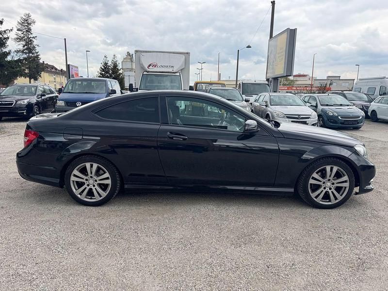 Gebraucht Mercedes C220 170 PS (125 kW) 2012 Schwarz Coupé