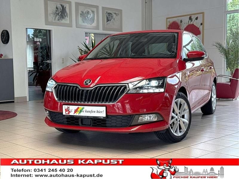 Rot Gebraucht 2018 Skoda Fabia Clever Kombi | 9.990 € (Fairer Preis) - Bild 1/3