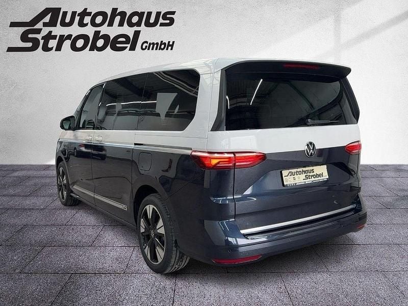 Nouă VW Multivan 150 CP (110 kW) 2026 Alb Monovolum