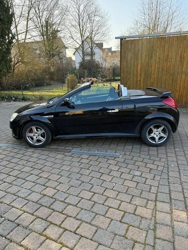 Gebraucht Opel Tigra 90 PS (66 kW) 2005 Schwarz Cabrio