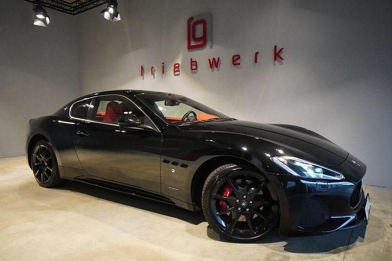 Schwarz Gebraucht 2019 Maserati Granturismo Coupé | 84.941 € (Teuer) - Bild 1/4
