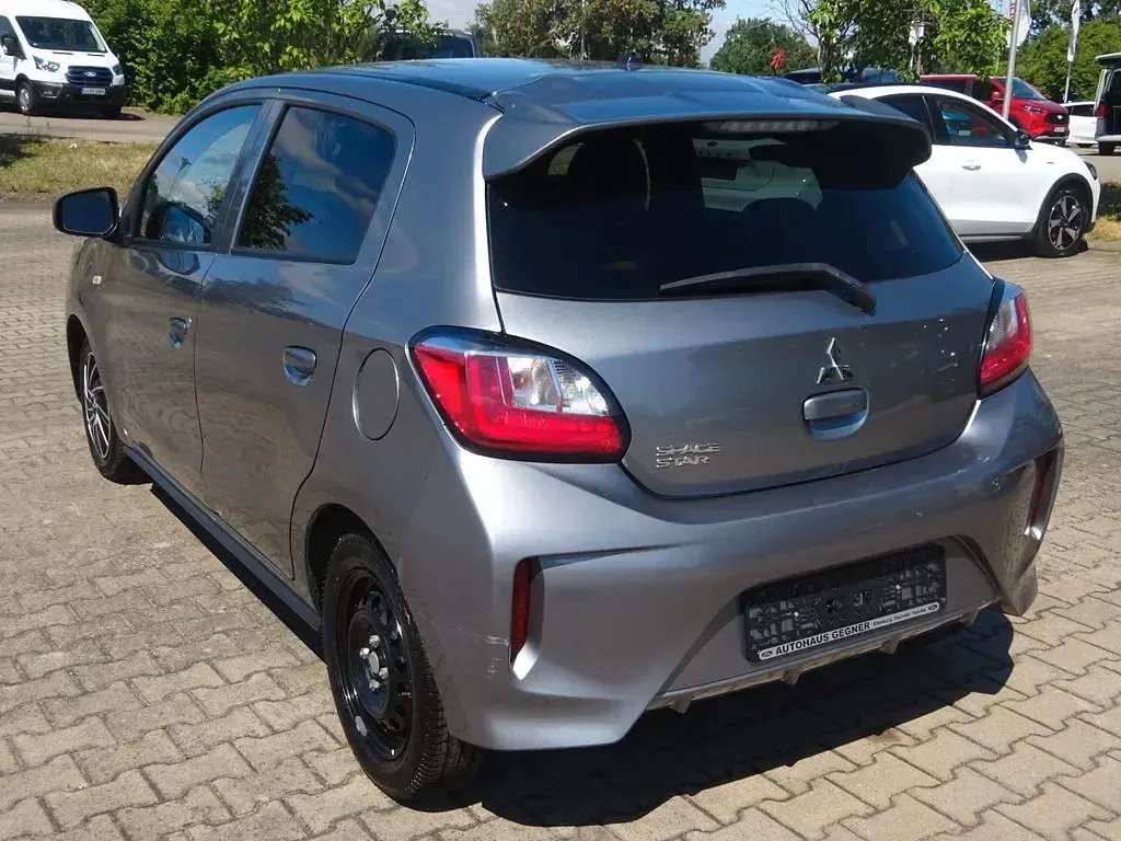 Gebraucht Mitsubishi Space Star Plus 80 PS (58 kW) 2022 Grau Kleinwagen