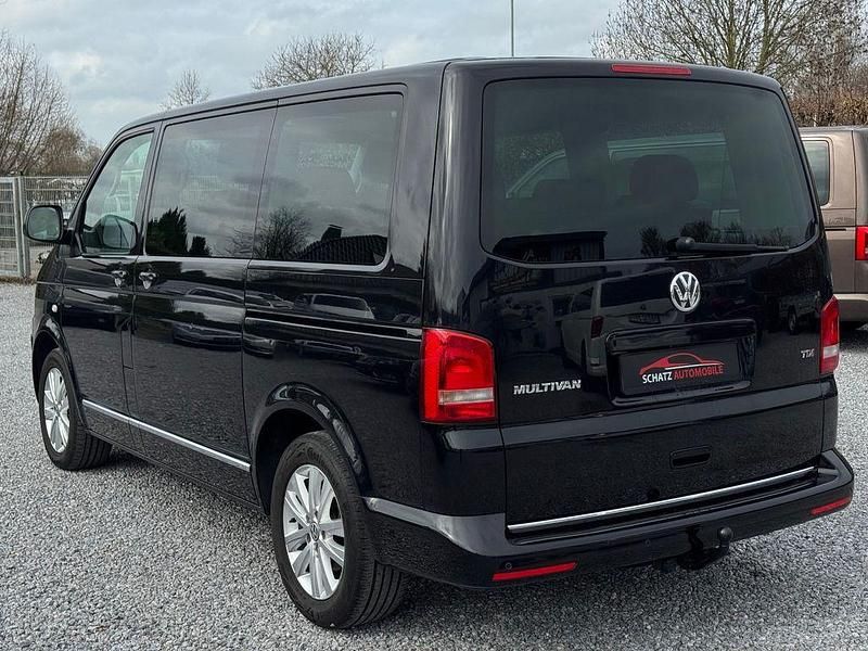 Gebraucht VW Multivan Highline 179 PS (131 kW) 2014 Schwarz Van / Kleinbus