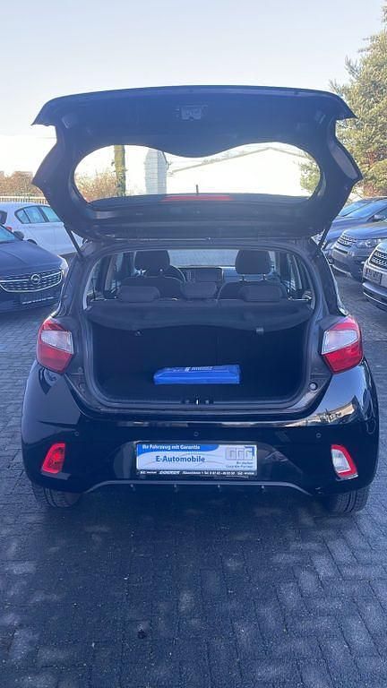 Gebraucht Hyundai i10 84 PS (61 kW) 2020 Schwarz Kleinwagen
