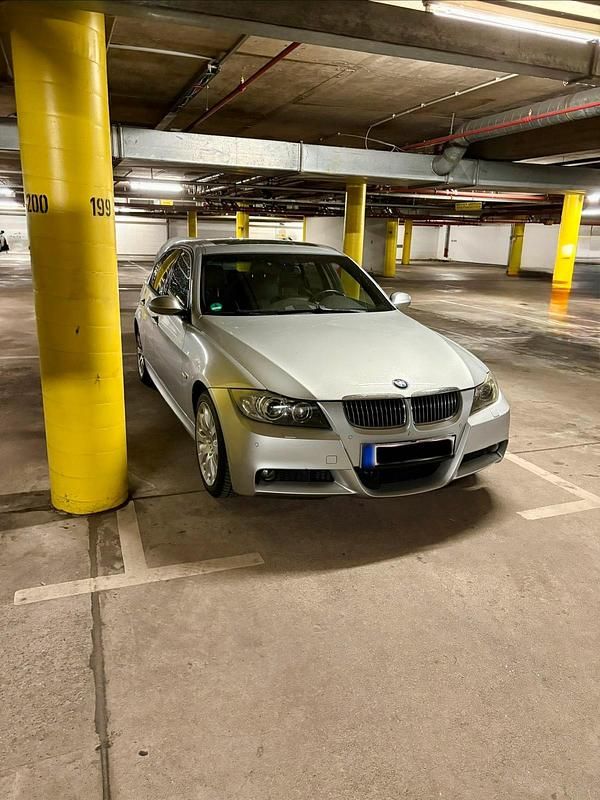 Używany BMW 330 M Performance 258 KM (189 kW) 2006 Srebrny Sedan/Limuzyna