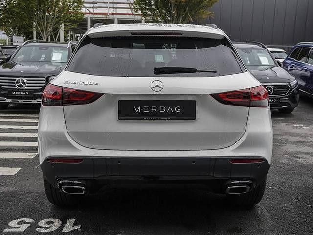 Gebraucht Mercedes GLA250 Progressive 218 PS (160 kW) 2023 SUV