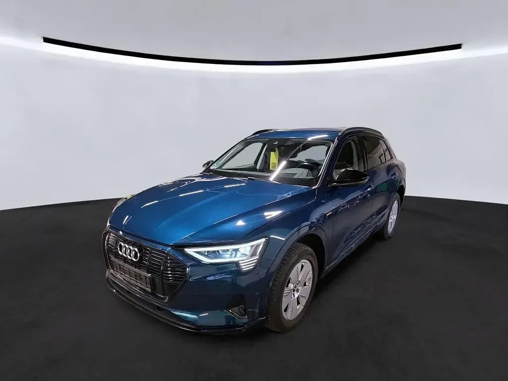 Usata Audi e-tron 300 kW (408 CV) 2021 Blu SUV