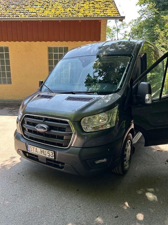 Braun Gebraucht 2020 Ford Transit Van / Kleinbus | 15.950 € - Bild 1/4