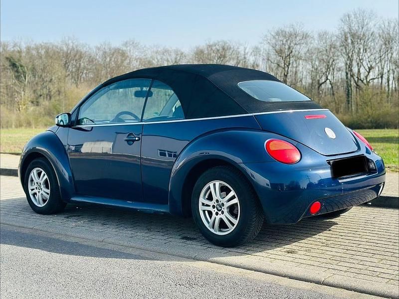 Gebraucht VW New Beetle 75 PS (55 kW) 2003 Blau Kleinwagen