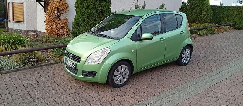 Grün Gebraucht 2007 Suzuki Splash Comfort Kleinwagen | 3.750 € (Fairer Preis) - Bild 1/4