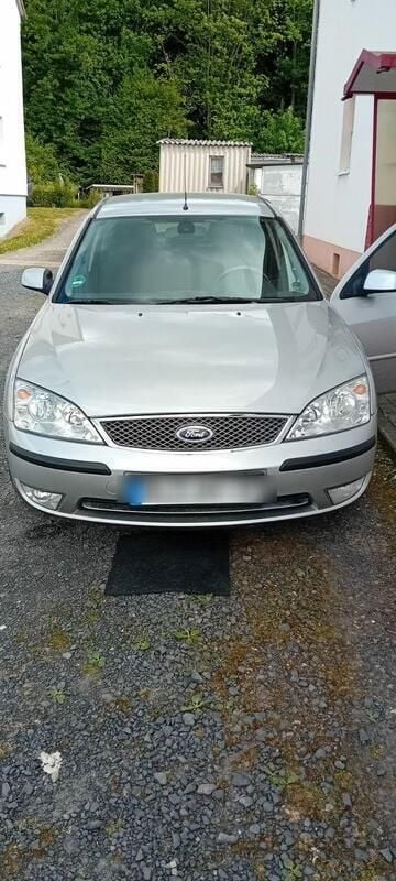 Silber Gebraucht 2004 Ford Mondeo Ghia Limousine | 1.000 € (Superpreis) - Bild 1/4