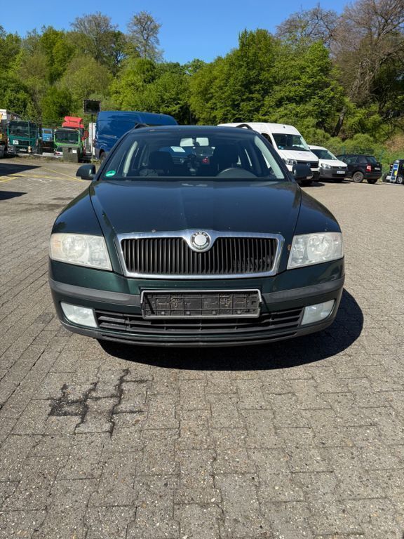 Gebraucht Skoda Octavia Team Edition 105 PS (77 kW) 2008 Grün Kombi