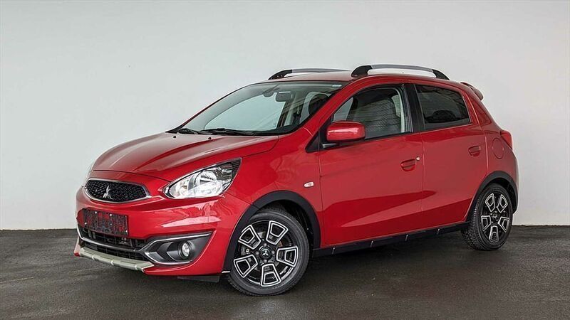 Rot / amarenarot / metallic Gebraucht 2018 Mitsubishi Space Star Edition Kleinwagen | 13.450 € (Etwas zu teuer) - Bild 1/4