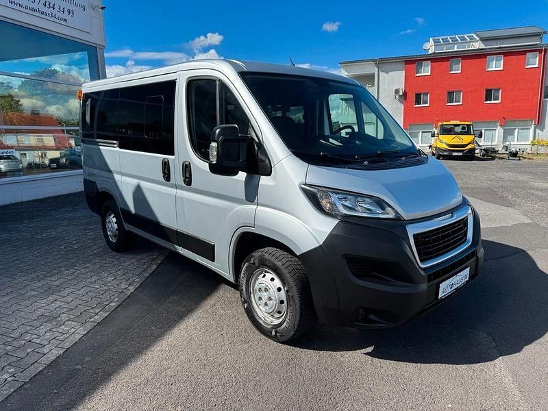 Gebraucht Peugeot Boxer 110 PS (80 kW) 2018 Grau Van