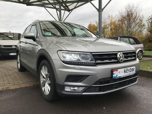 Gebraucht VW Tiguan Highline 150 PS (110 kW) 2016 Silber SUV