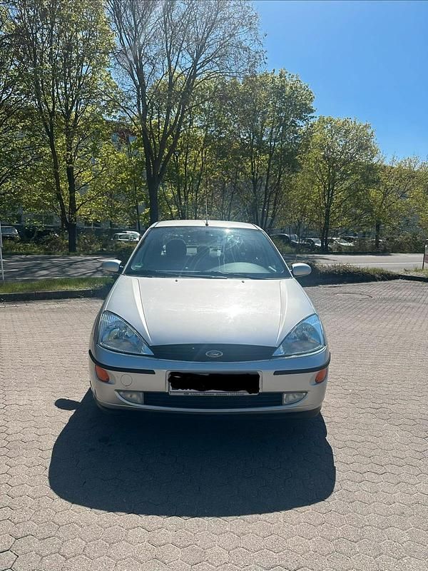Usata Ford Focus 100 CV (73 kW) 2004 Berlina