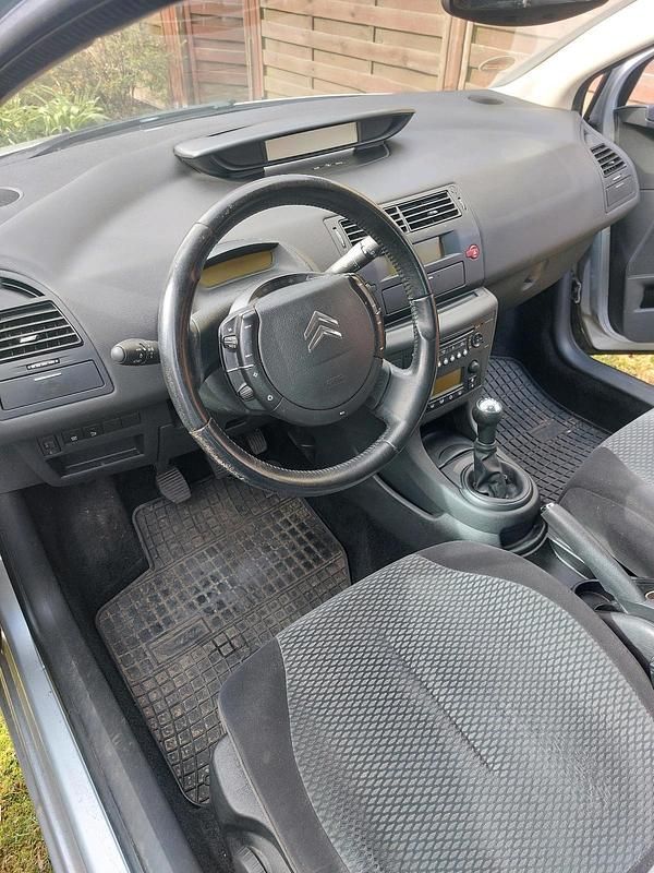 Gebraucht Citroën C4 109 PS (80 kW) 2006 Silber Limousine