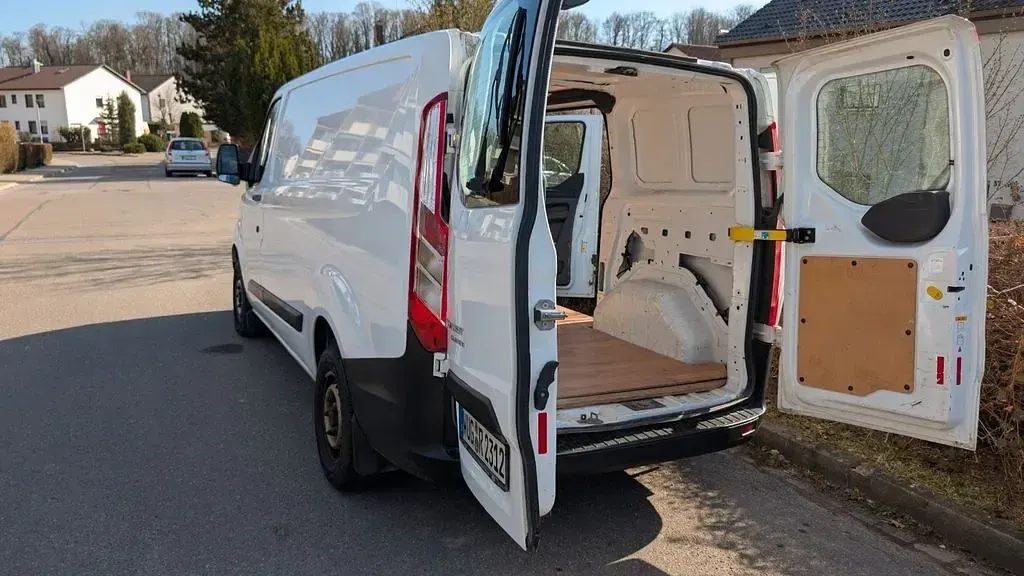 Gebraucht Ford Transit Custom 105 PS (77 kW) 2018 Weiß Van / Kleinbus