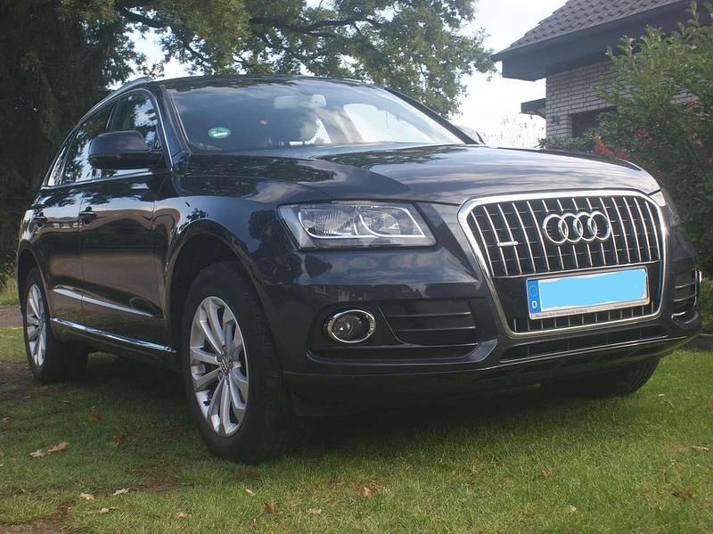 Blau Gebraucht 2015 Audi Q5 Sport SUV | 18.000 € (Guter Preis) - Bild 1/4