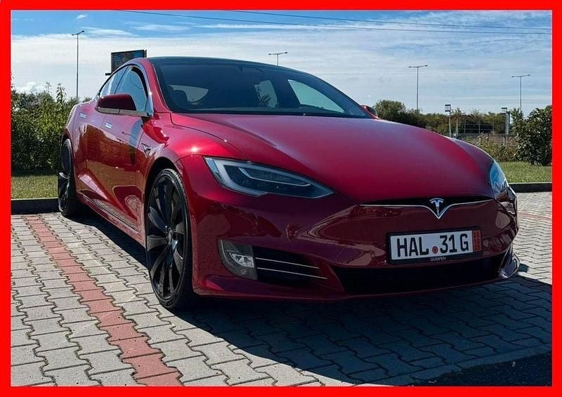 Rot Gebraucht 2018 Tesla Model S Performance Limousine | 29.999 € (Fairer Preis) - Bild 1/4