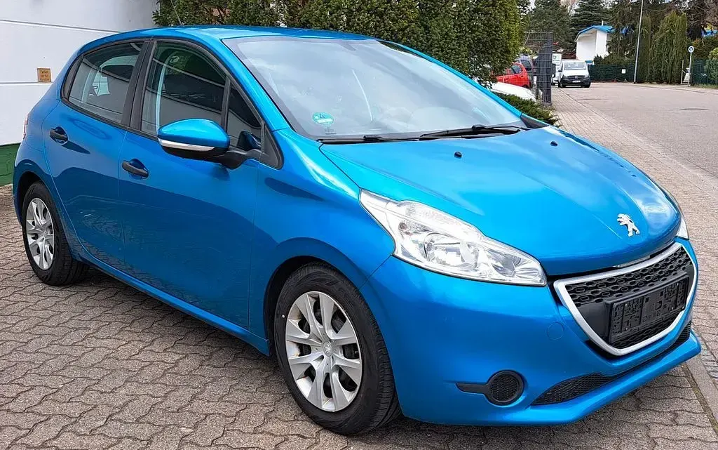 Gebraucht Peugeot 208 Access 68 PS (50 kW) 2012 Blau Kleinwagen
