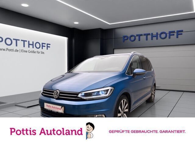 Blau Gebraucht 2018 VW Touran Highline Van / Kleinbus | 23.977 € (Fairer Preis) - Bild 1/4