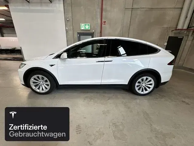 Gebraucht Tesla Model X Long Range AWD 309 kW (421 PS) 2020 Pearl white multicoat SUV